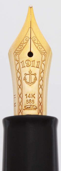 Sailor 1911 S Fountain Pen - Standard Size, Red Cap, Black Barrel